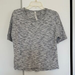 lululemon athletica Space Gray Women's Short Sleeve Top